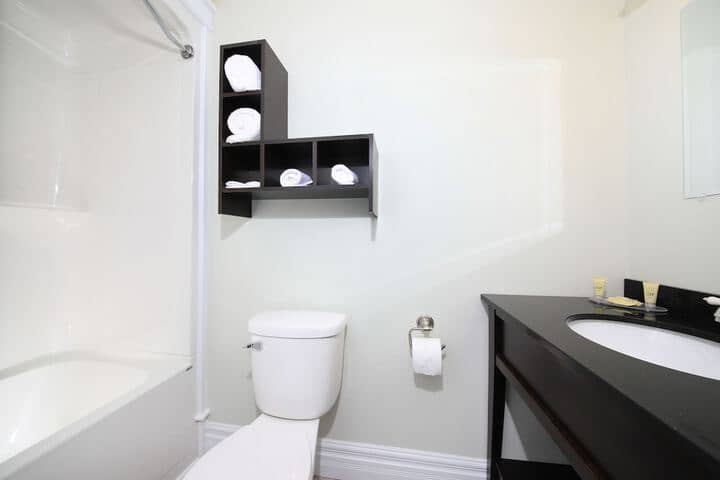 Room 44 of 55